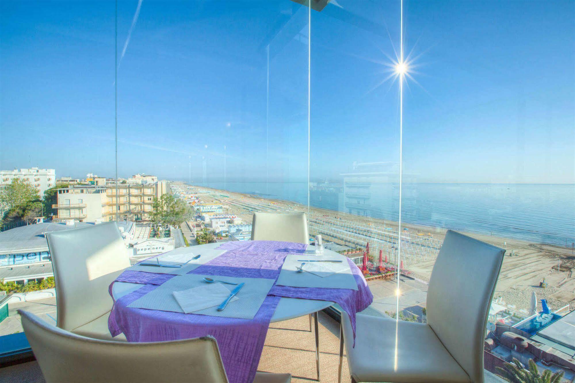Hotel Commodore Riccione Eksteriør bilde