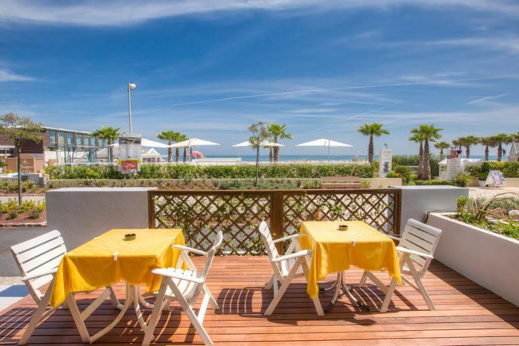 Hotel Commodore Riccione Eksteriør bilde